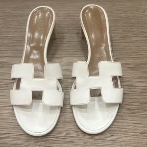 Hermes Oran oasis sandal white